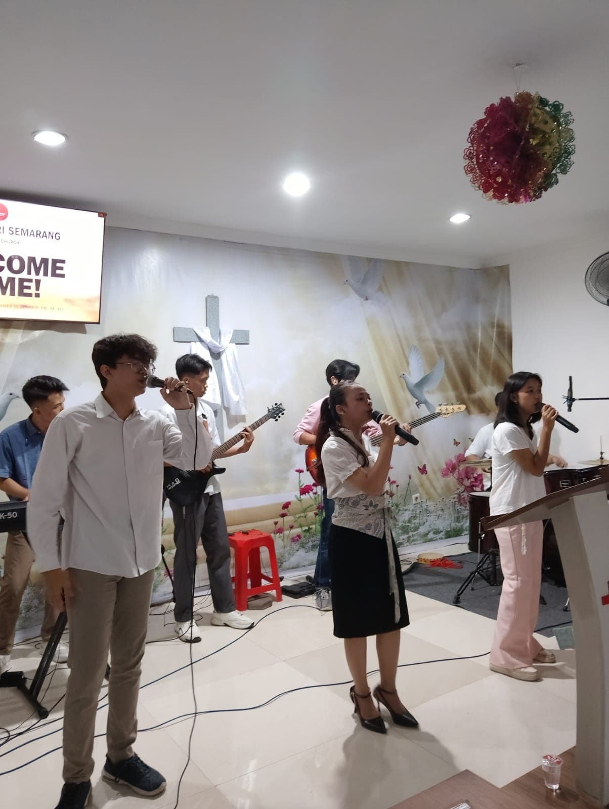 Wanita Hana & Komsel Ekklesia